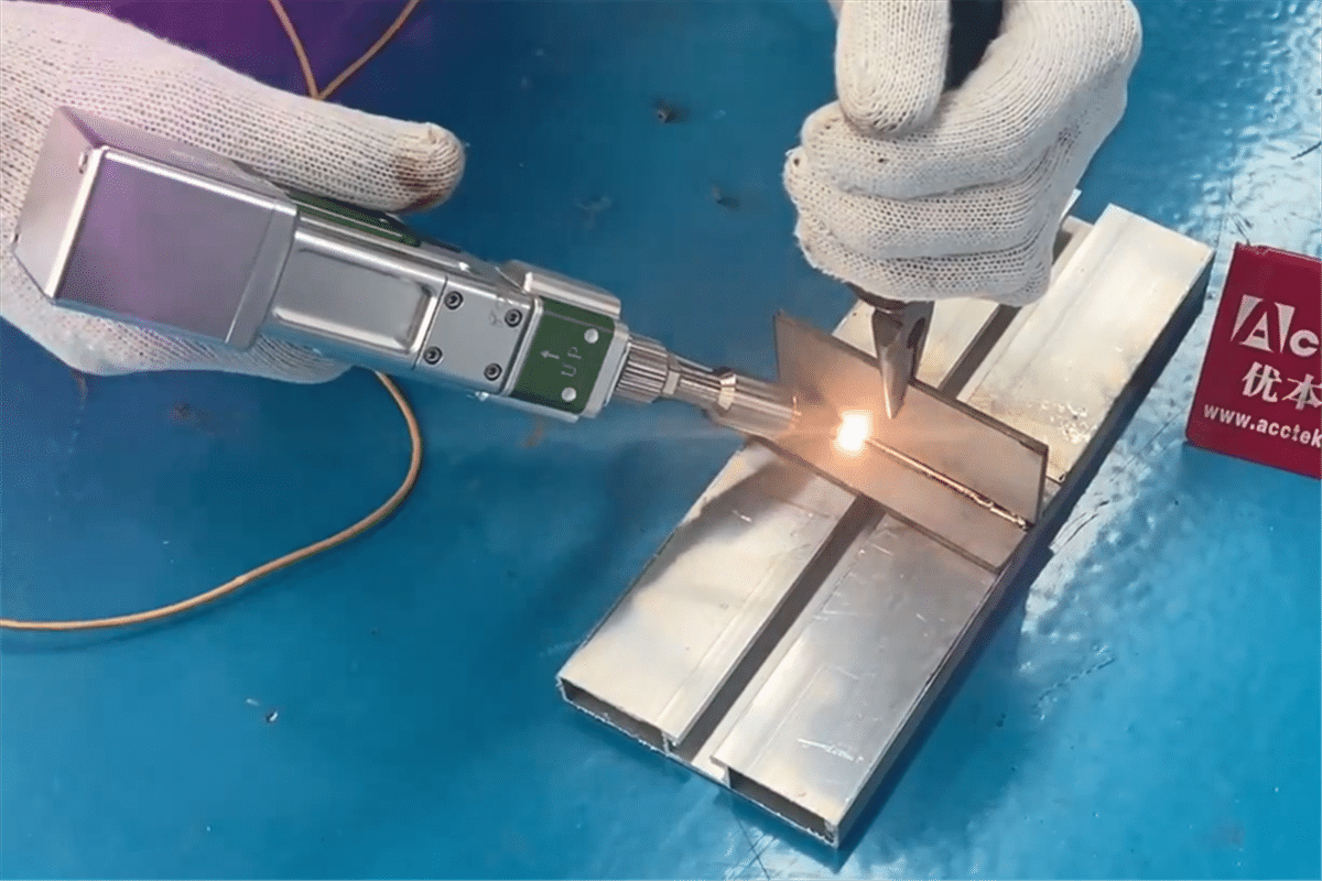 レーザー溶接機のメンテナンス方法 - AccTek Laser レーザー溶接機のメンテナンス方法 - AccTek Laser