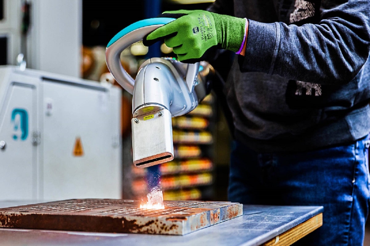 What Types of Materials And Surfaces Can Laser Cleaning Machines Clean? -  AccTek Laser