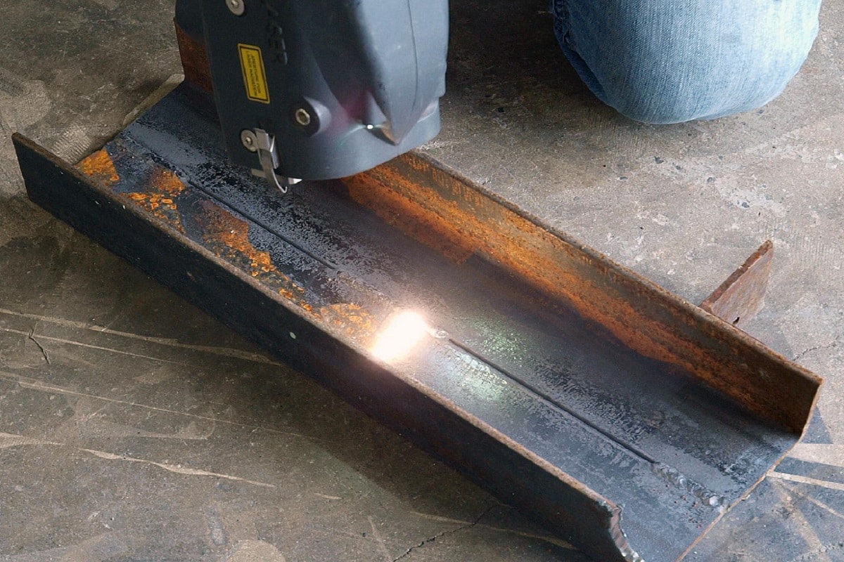 Bezpečnostní průvodce laserového čisticího stroje