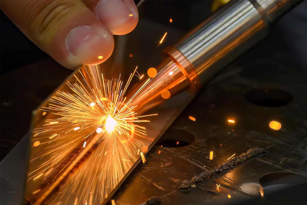 Wie entstehen beim Laserschweißen hochwertige Schweißnähte?