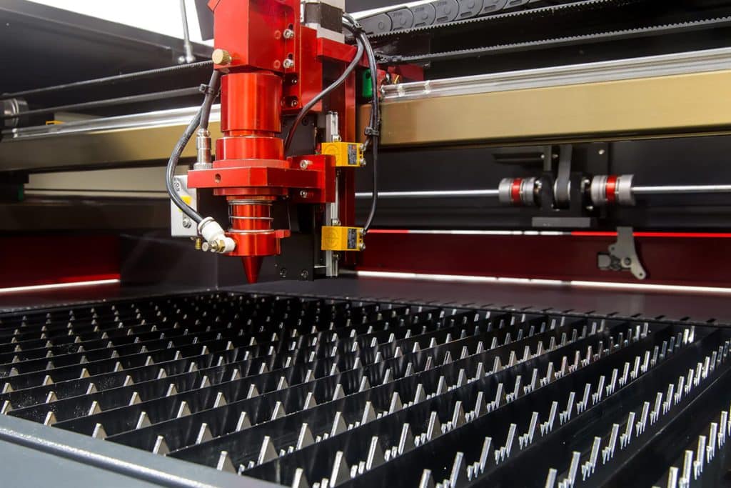 How Does a CO2 Laser Cutting Machine Achieve High-Precision Cutting