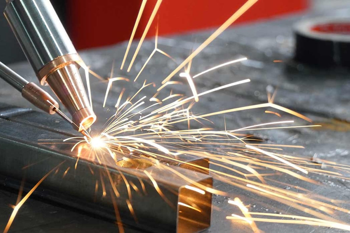 Effect of focal length on laser welding results