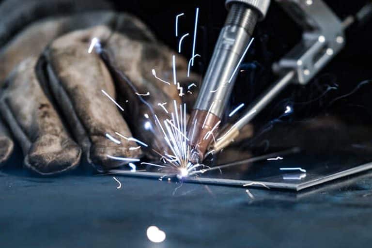 How Does Beam Quality Affect the Performance of a Laser Welding Machine
