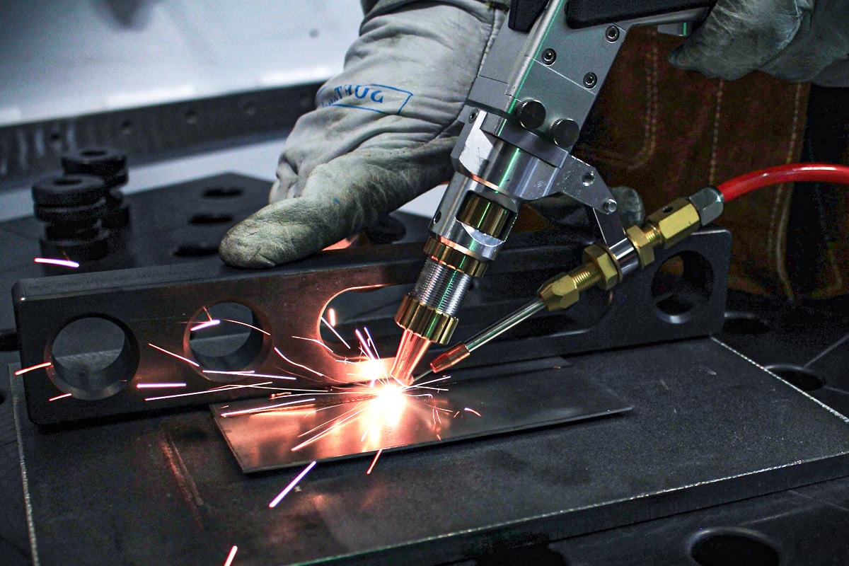 Welche verschiedenen Schweißtechniken gibt es beim Laserschweißen?