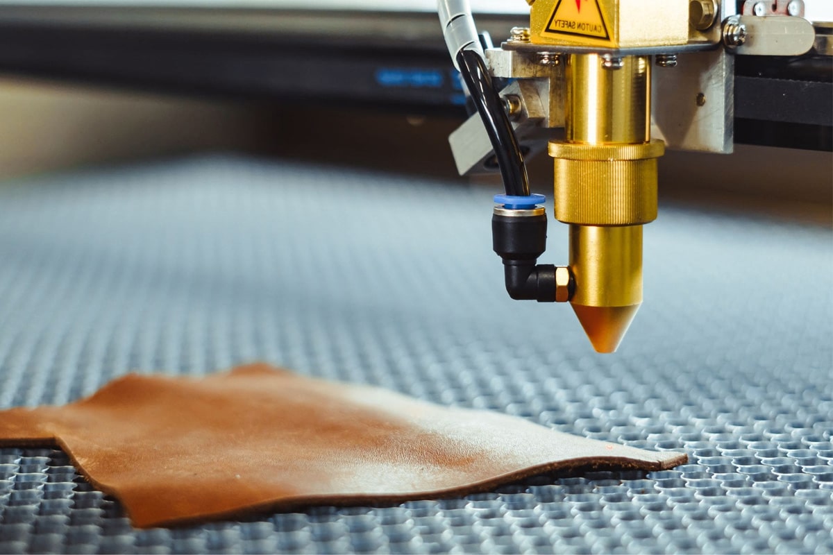 Materialien, die nicht mit Laserschneidmaschinen geschnitten werden können