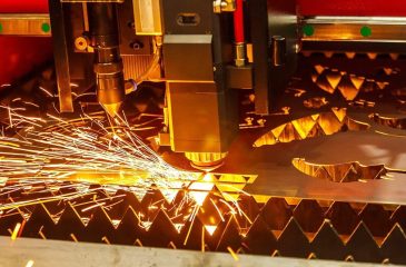 A Comprehensive Guide to Choosing the Right Laser Cutting Machine