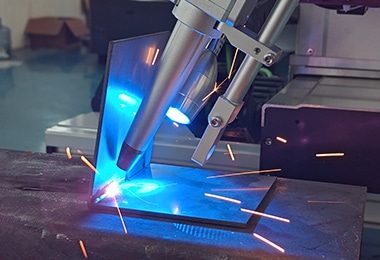 Automatikus lézerhegesztő minták