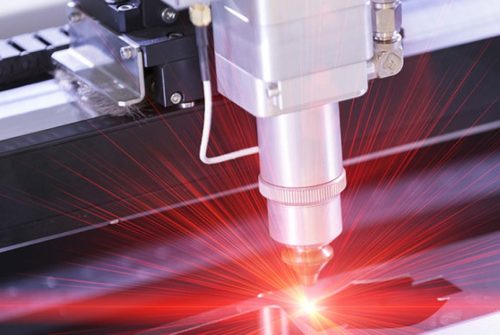 Guia de solução de problemas de máquinas de corte a laser CO2
