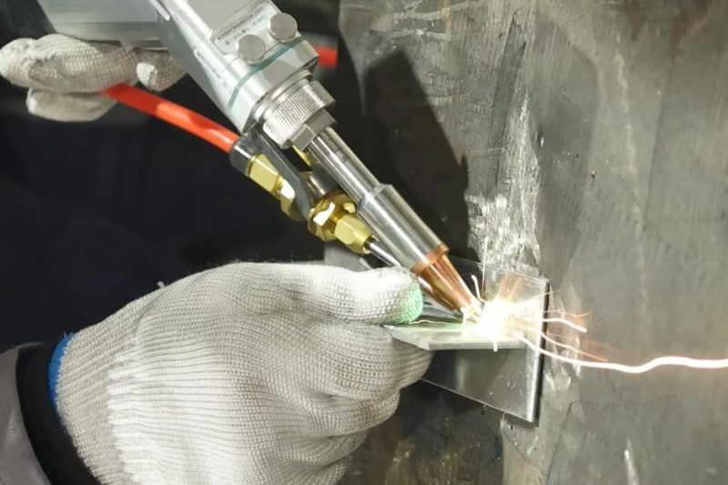 Problemas comunes y soluciones para máquinas de soldadura láser