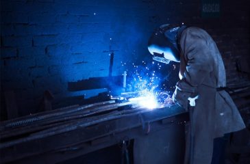 In che modo la saldatura laser influisce sulla zona termicamente alterata (HAZ)