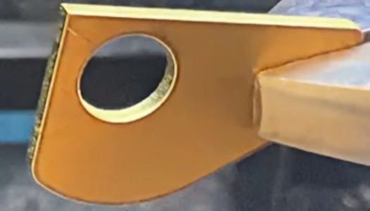 Échantillons de découpe laser de fibres en feuilles