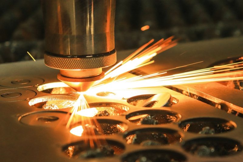 The Impact of Focal Length on Cutting Characteristics