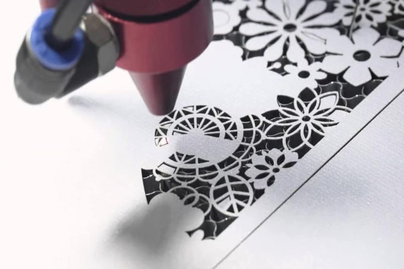 What Is a CO2 Laser Cutting Machine