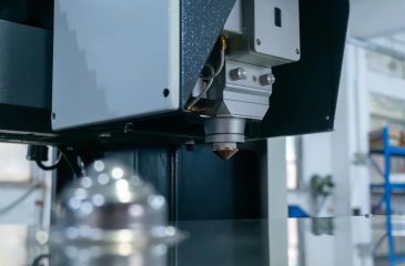 Ce qu'il faut considérer avant d'acheter une machine de découpe laser