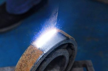 Will Pulsed Laser Cleaning Damage the Substrate